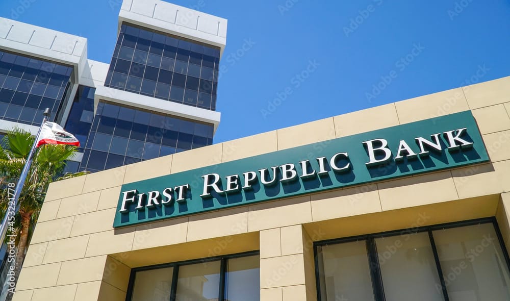 First Republic Bank Building and Logo image 02
